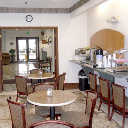 Days Inn By Wyndham Kentland Restaurant photo